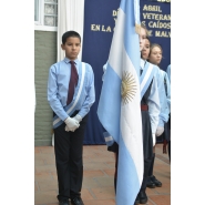 HOMENAJE A LOS VETERANOS Y CAÍDOS EN LA GUERRA DE MALVINAS